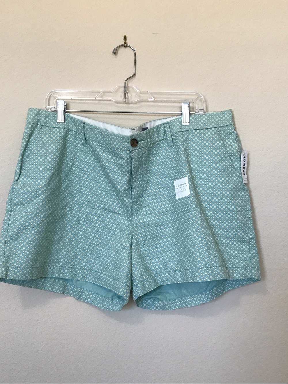 Old Navy Women's Mint Green Geo-Print Bermuda Shorts